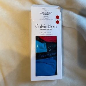 *NEW* Calvin Klein Boys Boxer Briefs